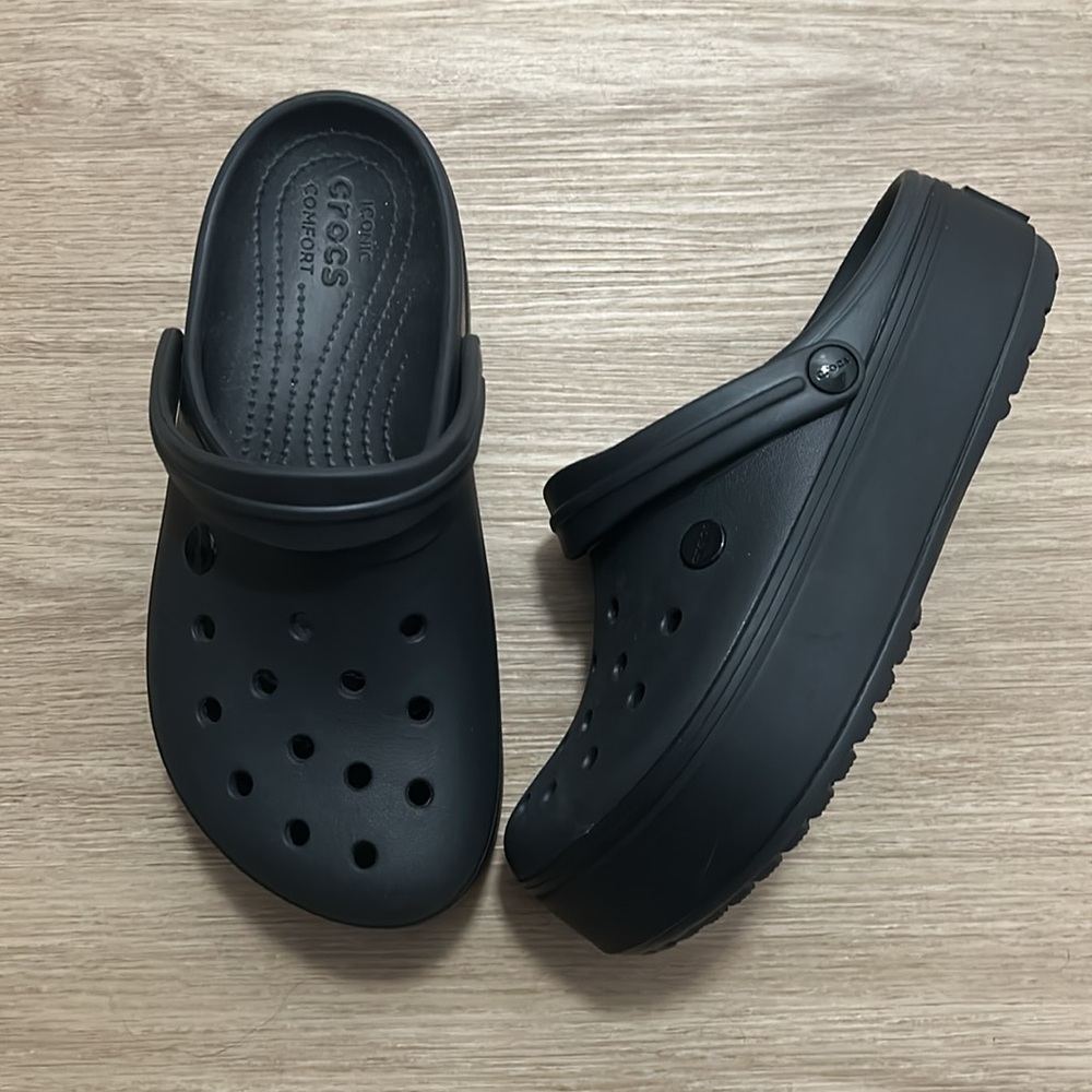 CROCS Black Platform Shoes